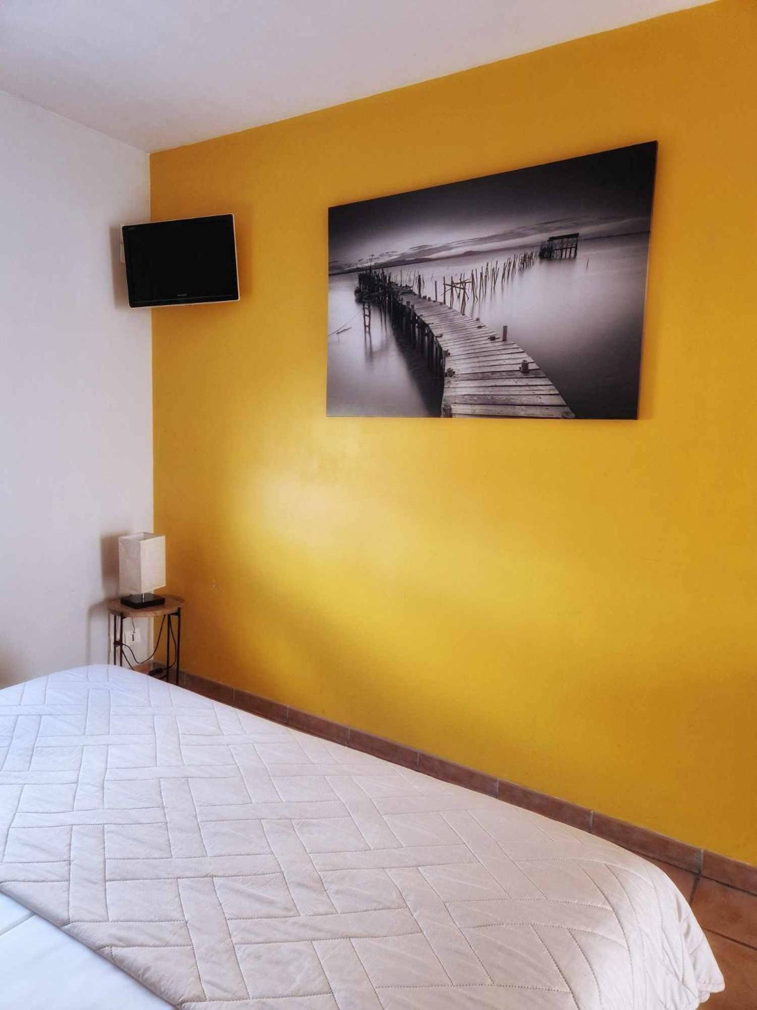 Tempo Hotel Millau Buitenkant foto