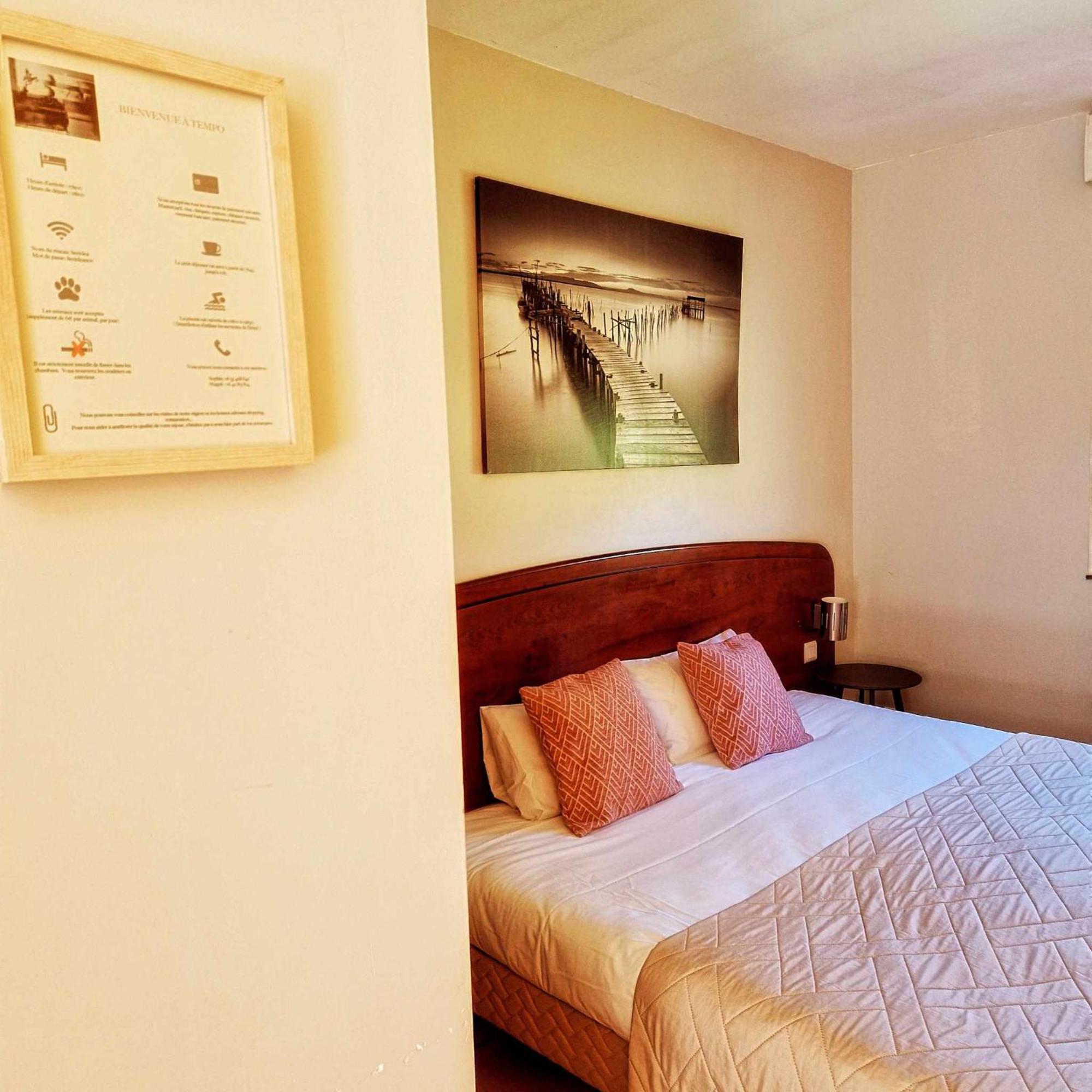 Tempo Hotel Millau Buitenkant foto