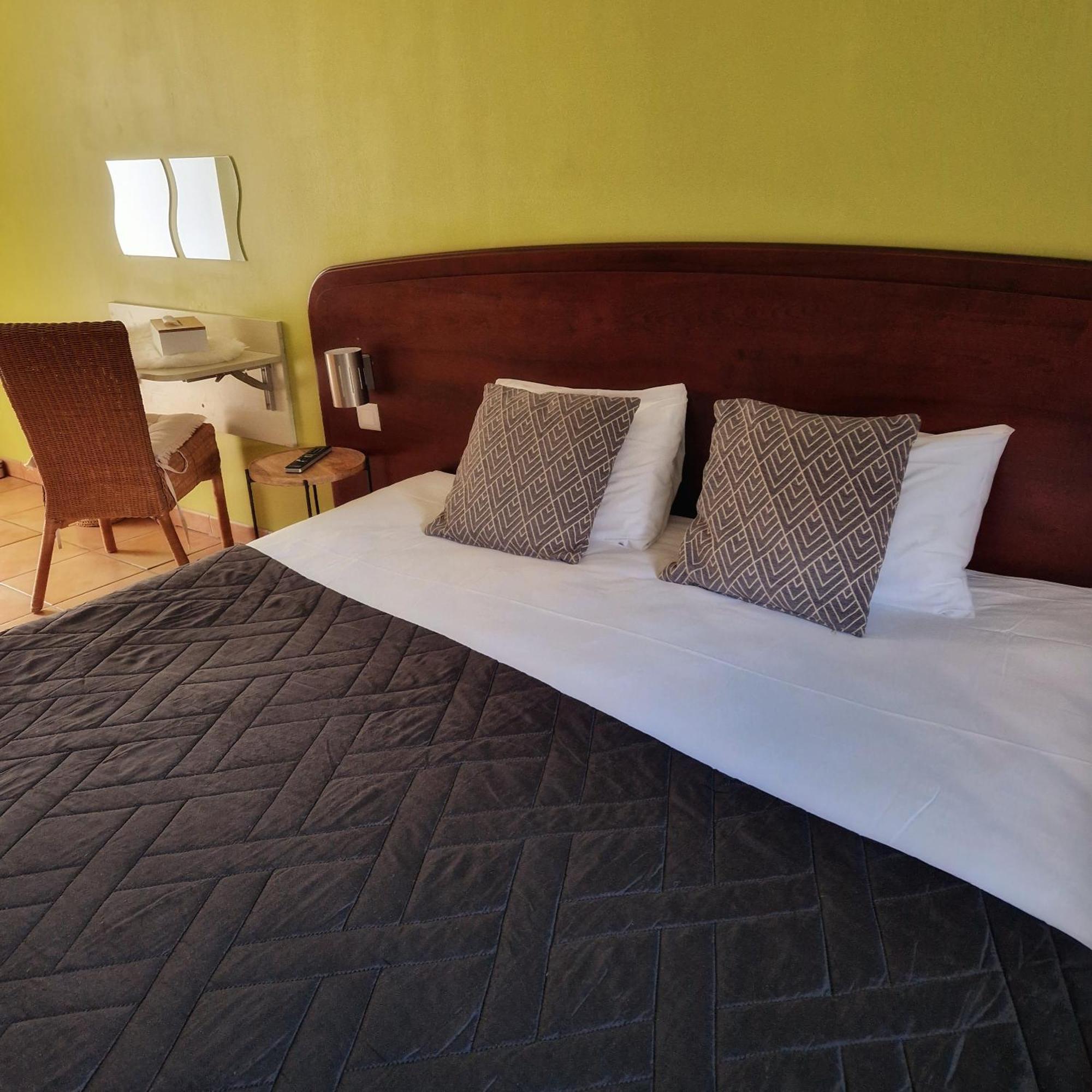 Tempo Hotel Millau Buitenkant foto
